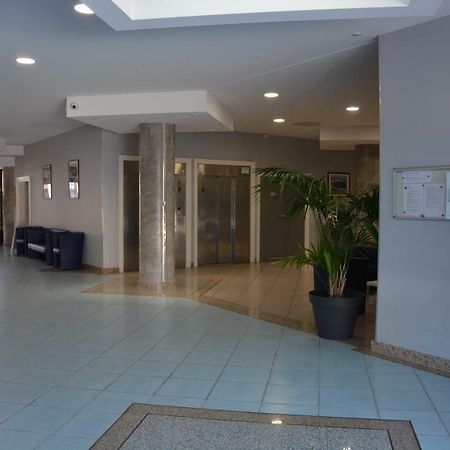 Appartement T2 De Standing Au Pied Des Plages Golfe-Juan Eksteriør bilde
