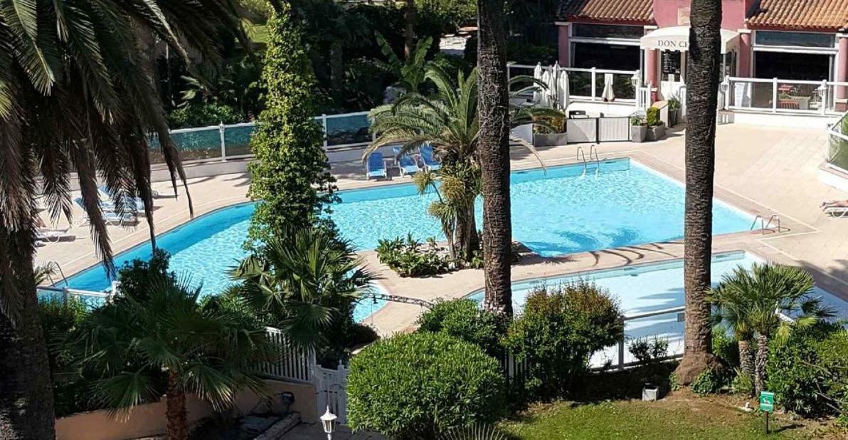 Appartement T2 De Standing Au Pied Des Plages Golfe-Juan Eksteriør bilde